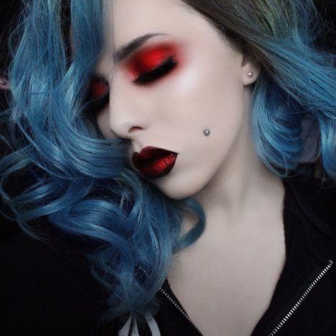 Cheek Piercing / Dimple Piercing