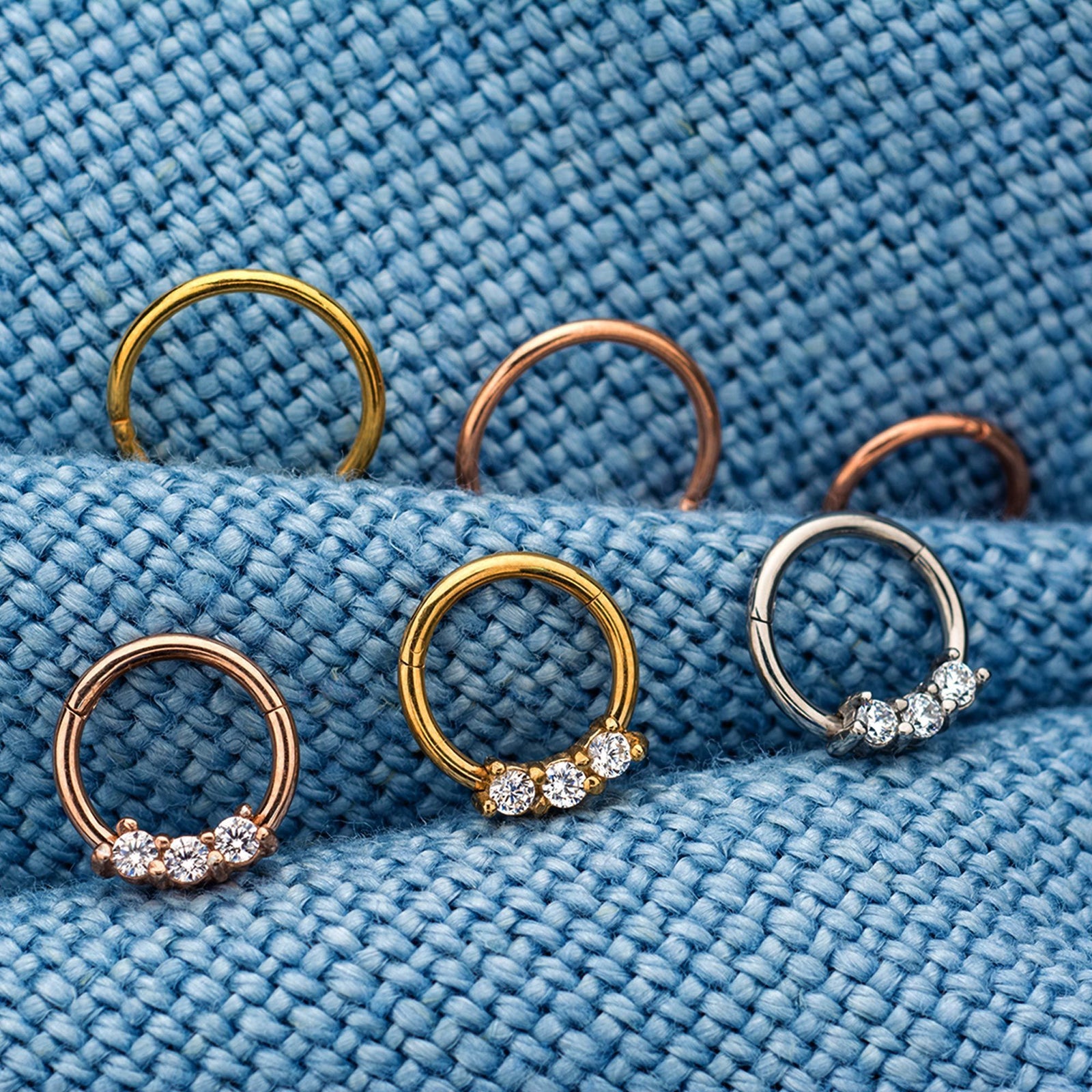 Clicker Hinged Segment Ring Prong Set Clear CZ Gem